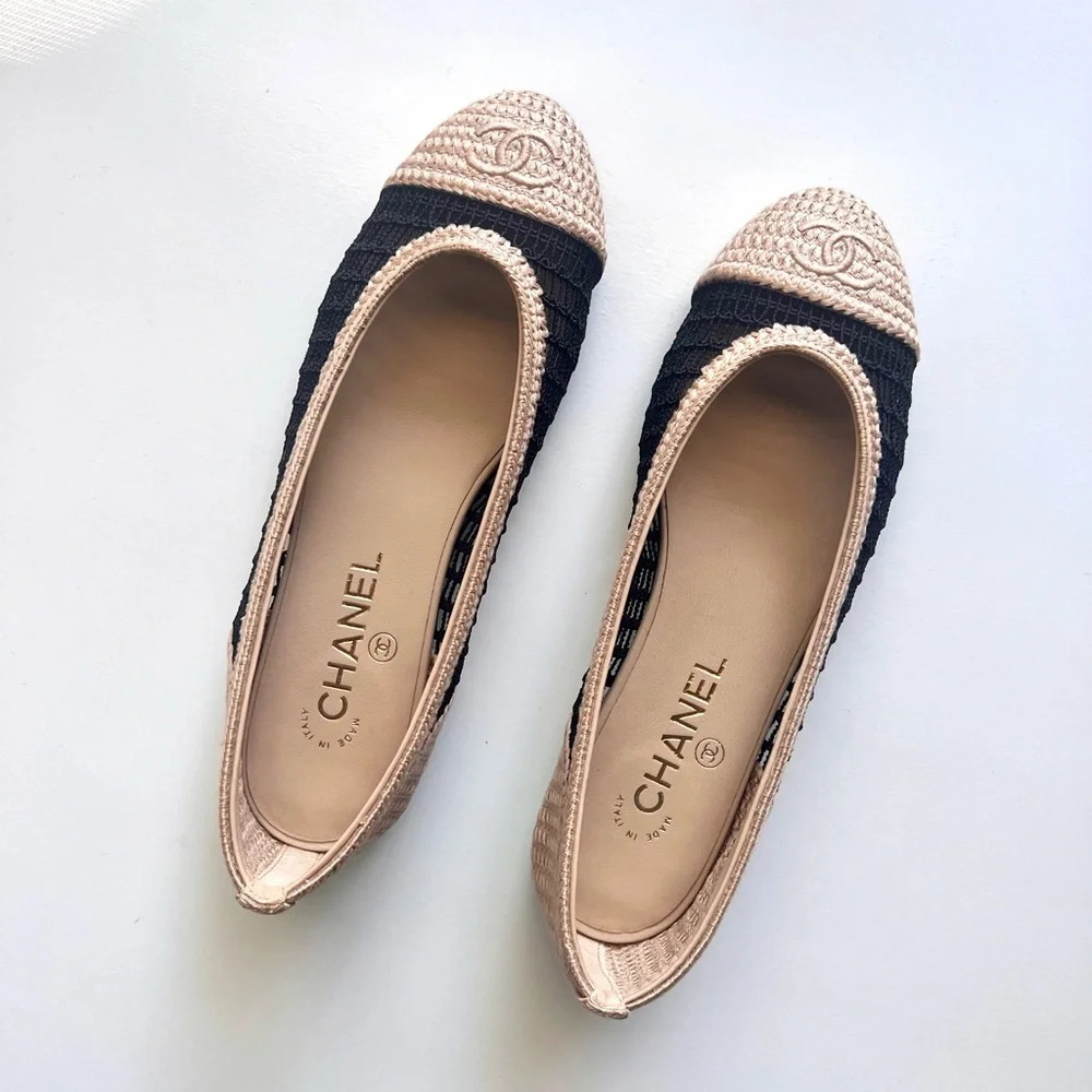 🔥 CHANEL Raffia Cap Toe Ballerina Flats